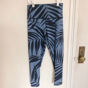Aerie Chill. Play. Move. Leggings w/ Palm Pattern
